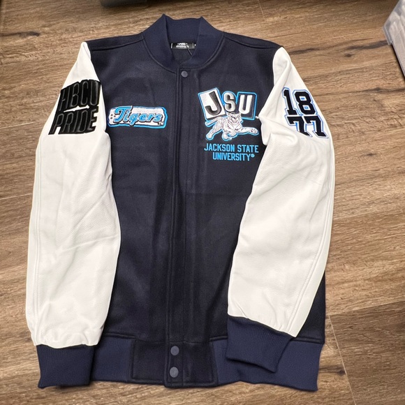Pro Standard Men’s Jackson State Tigers Homecoming Varsity Full-Snap Navy Jacket